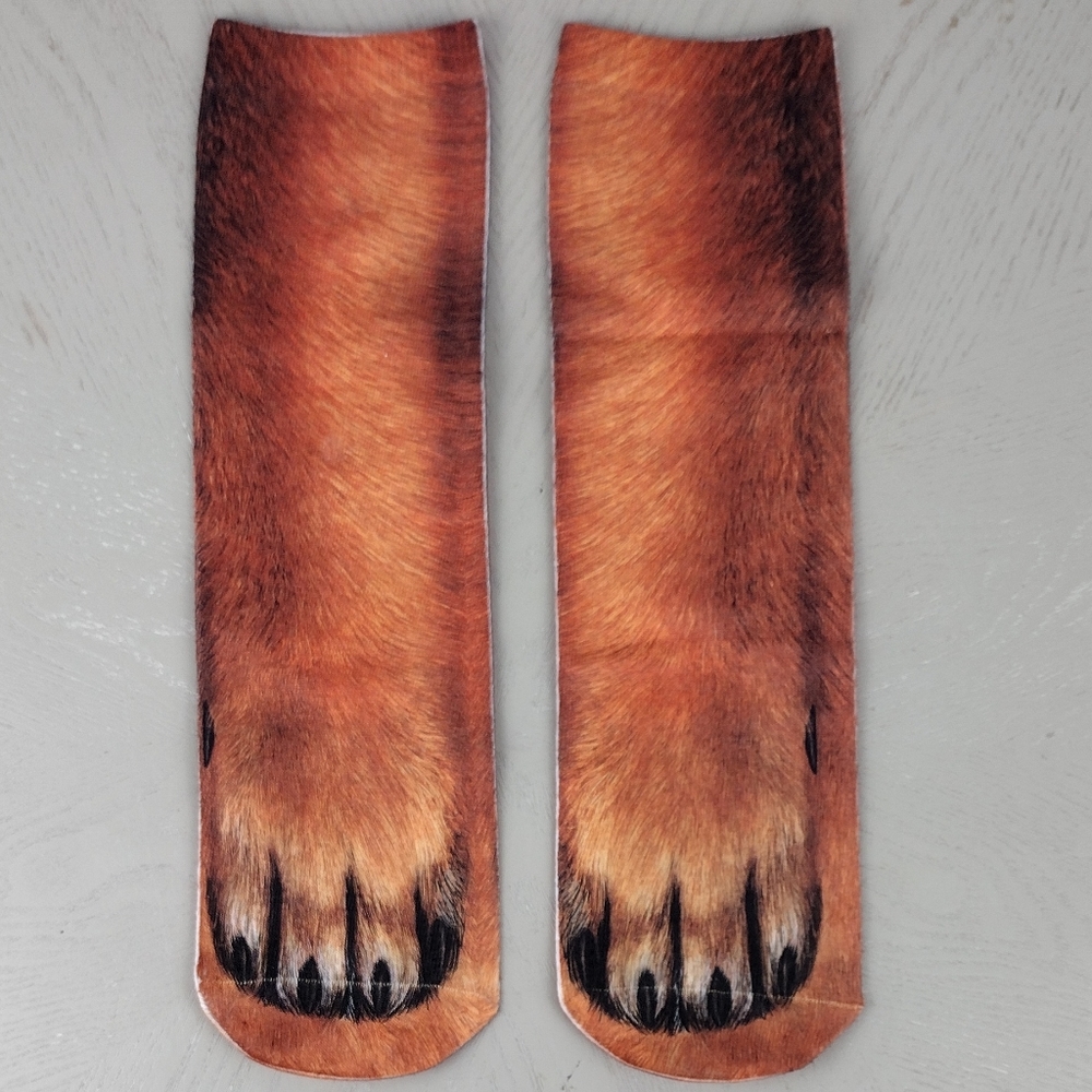 NWT Paw Socks